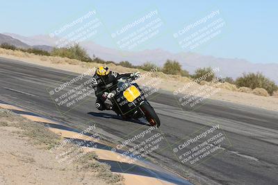 media/Dec-01-2025-Moto Forza (Mon) [[2daa91e15f]]/1-Advanced Group/Session 4 (Turn 10 Inside)/